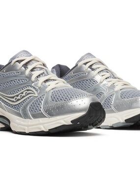 Saucony Women's Silver and White Running Sneakers